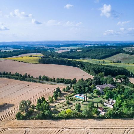 Au Mas Des Calmettes Bed & Breakfast Parisot  Exterior foto