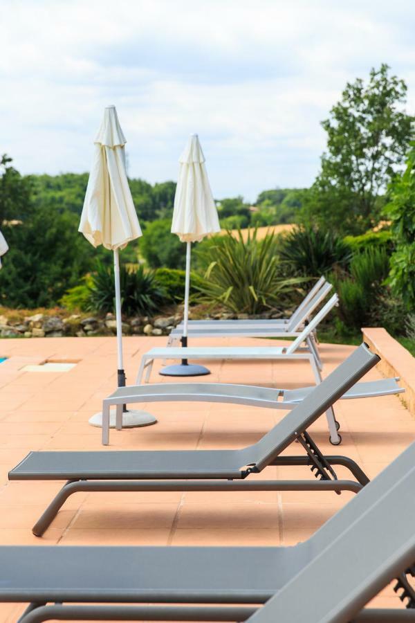 Au Mas Des Calmettes Bed & Breakfast Parisot  Exterior foto